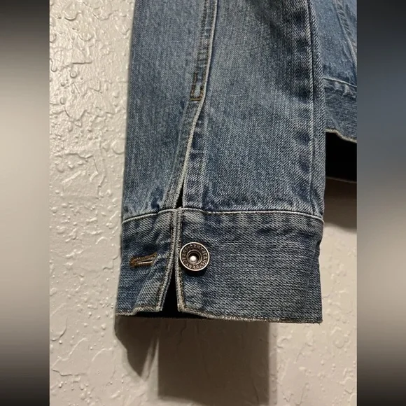 Vintage DKNY Womens Denim Jean Jacket Donna Karan New York Fashion ButtonUp Sz S - Picture 10 of 11